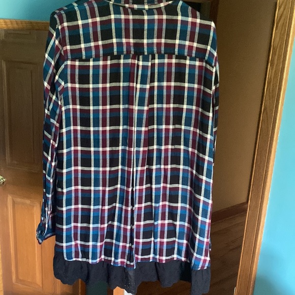 Multiples Flannel Tunic Top. Women's size Large - Picture 3 of 4